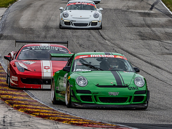 #103 John Bleazard, Mission Foods GT3 Cup Trophy - GT4.0