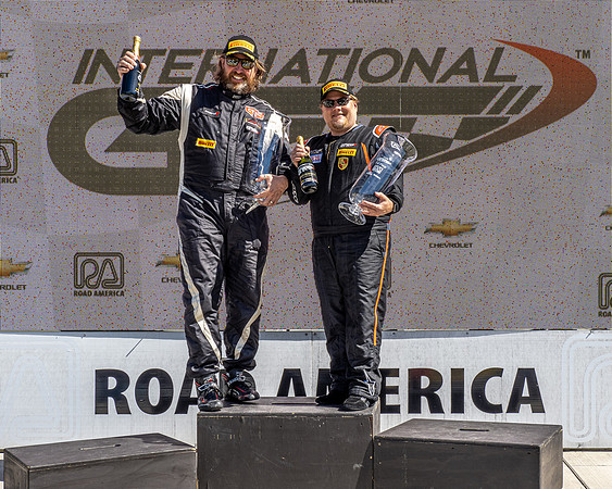 IGT Enduro Podium Podium-- (left to right)  Benoit Bergeron (1st